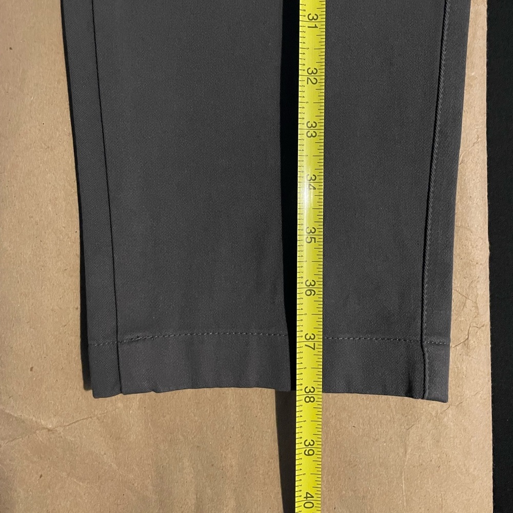 Everlane Modern Fit Performance Chino, Slate Grey, 28 x 28 - Picture 16 of 16